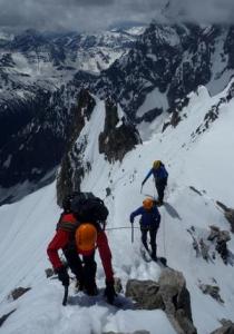 Moving-Together-on-a-PD-Alpine-Ridge_medium